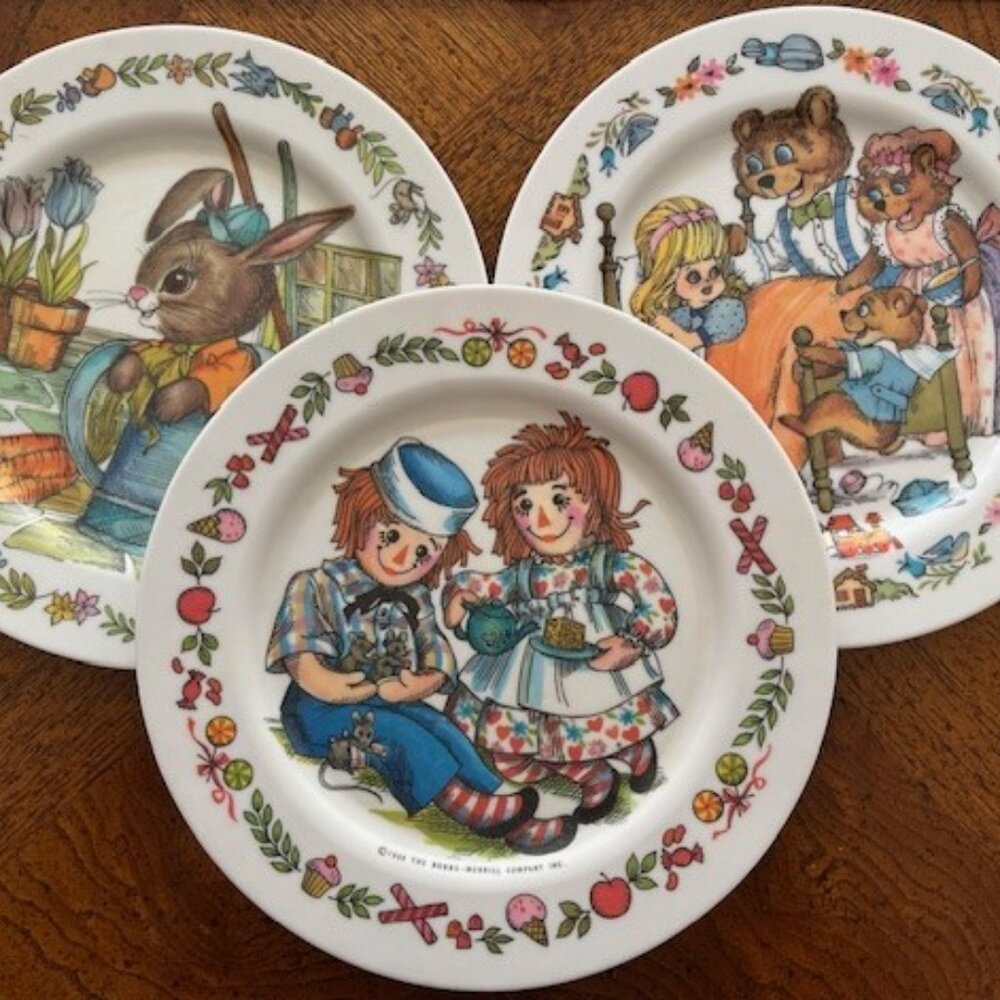 Children's Oneida Melamine Plates